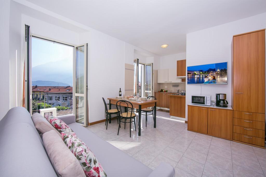 Residence Riva Del Lario Gravedona Bagian luar foto